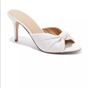 Eva Mendes knotted heels